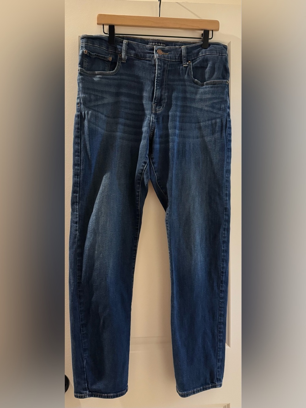 Lucky Brand Men's Straight‎ Dark Blue Jeans